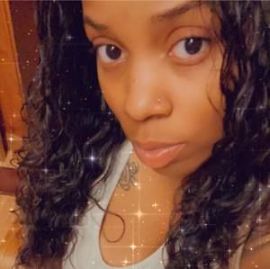 Meet your Posher, Kari